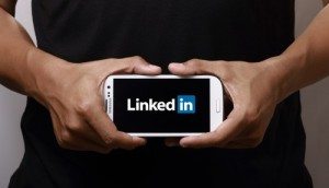 LinkedIn Publisher (Pulse) Article Posting: Pros & Cons by Mark Bullock 